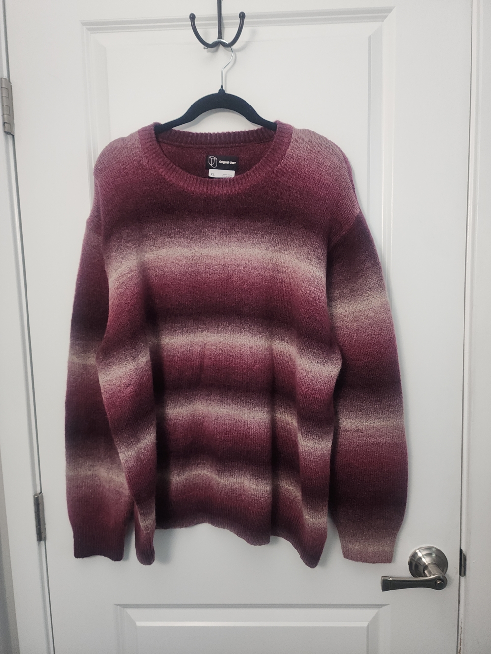 3/$25 Original Use Maroon and Cream Ombre Crewneck Sweater